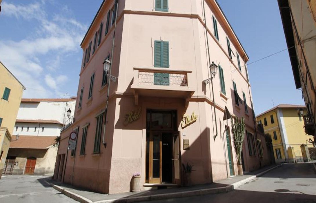 Hotel Albergo Italia Piombino Great Prices At Hotel Info