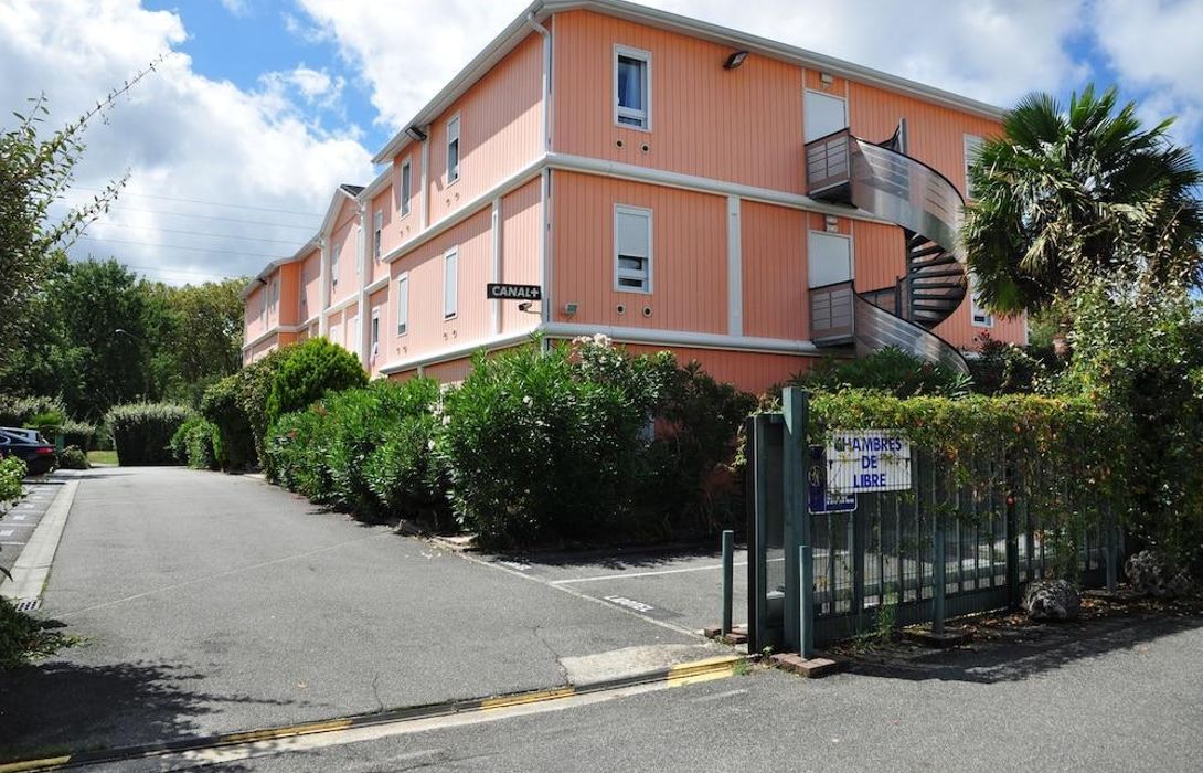 Hotel Lidotel In Ramonville Saint Agne Great Prices At Hotel Info