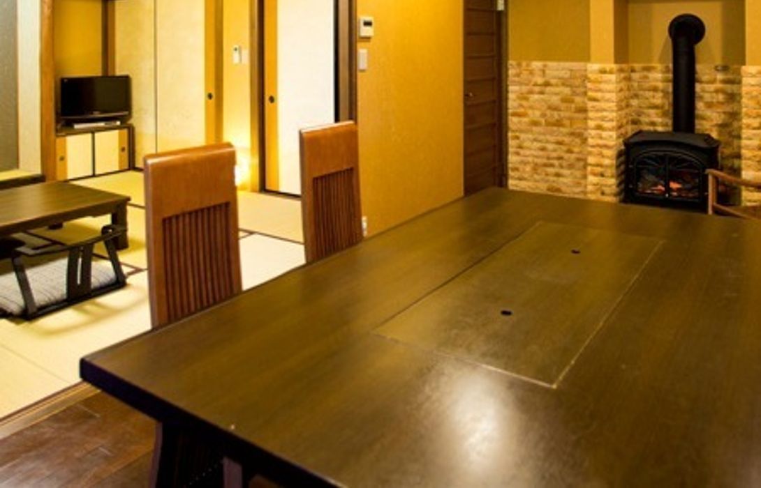 Hotel Ryokan Tennomaru Bettei Kaze No Tani No Irori - 