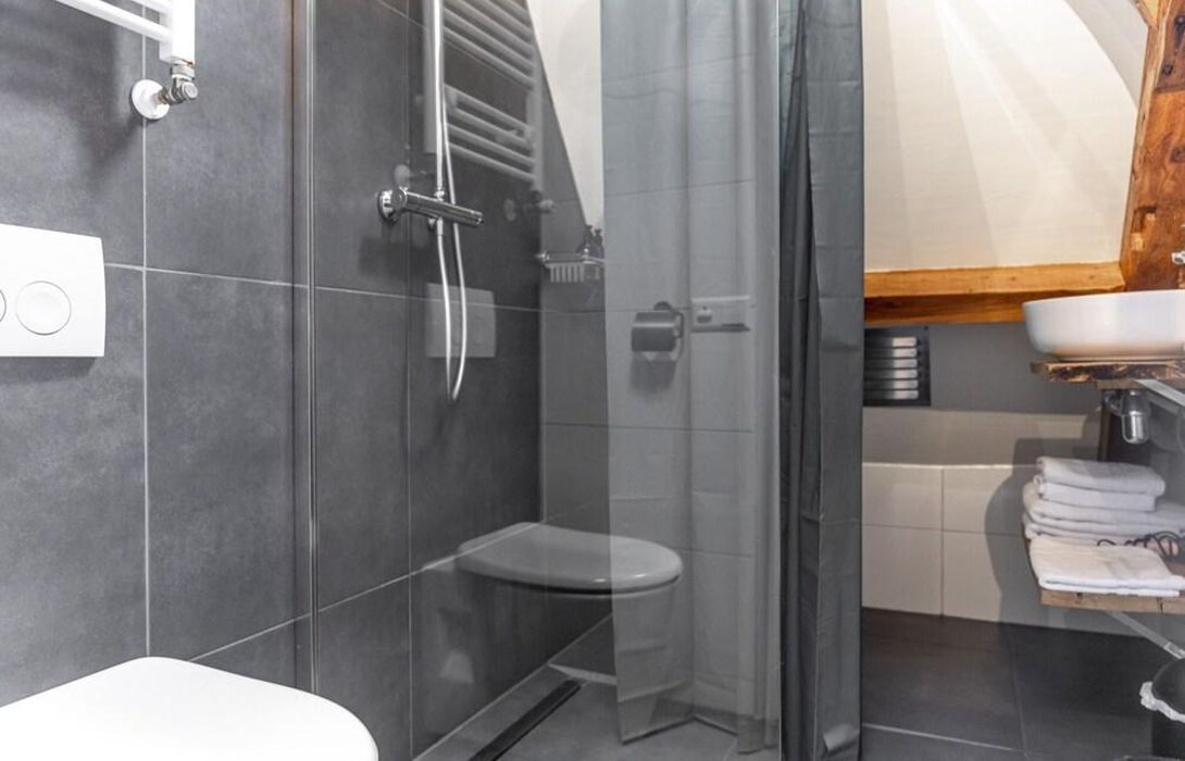 hotel bed breakfast 1001 nacht haarlem hotel info