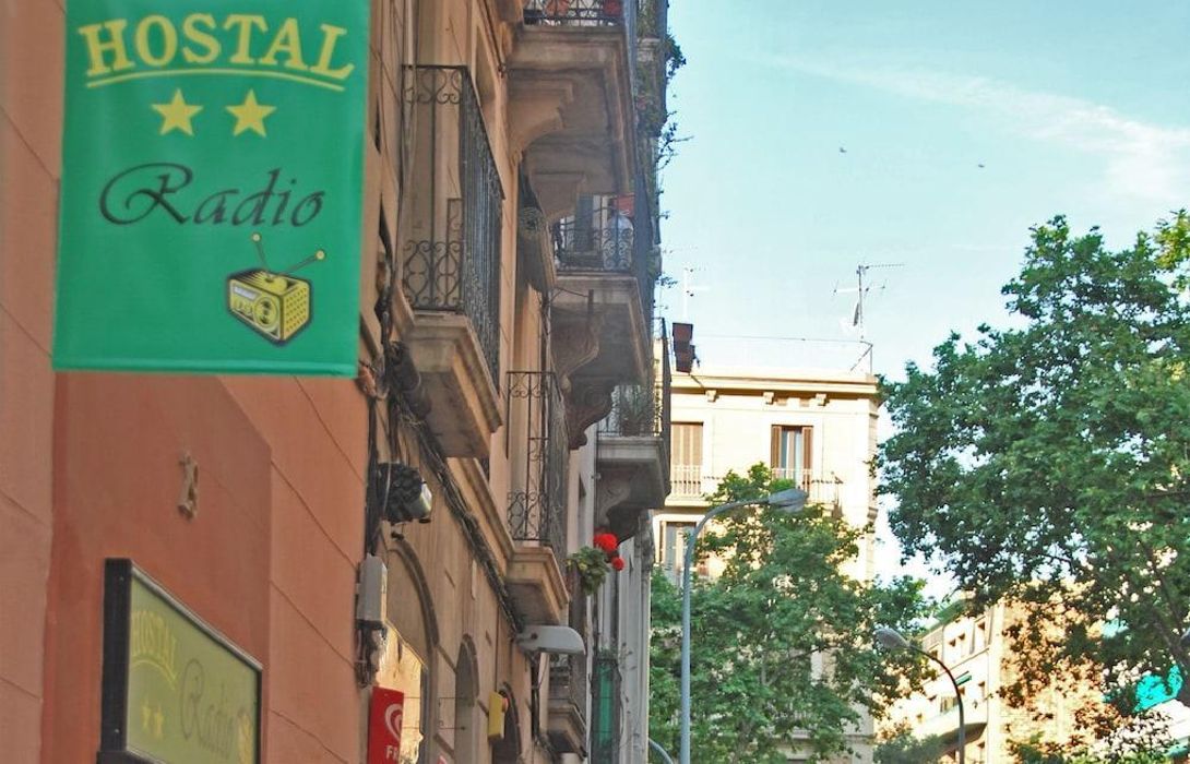 Hotel Hostal Radio - Barcelona – Great prices at HOTEL INFO