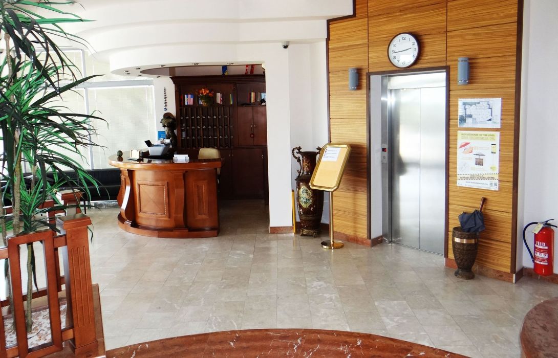 Grand Hotel Ulcinj Great Prices At Hotel Info