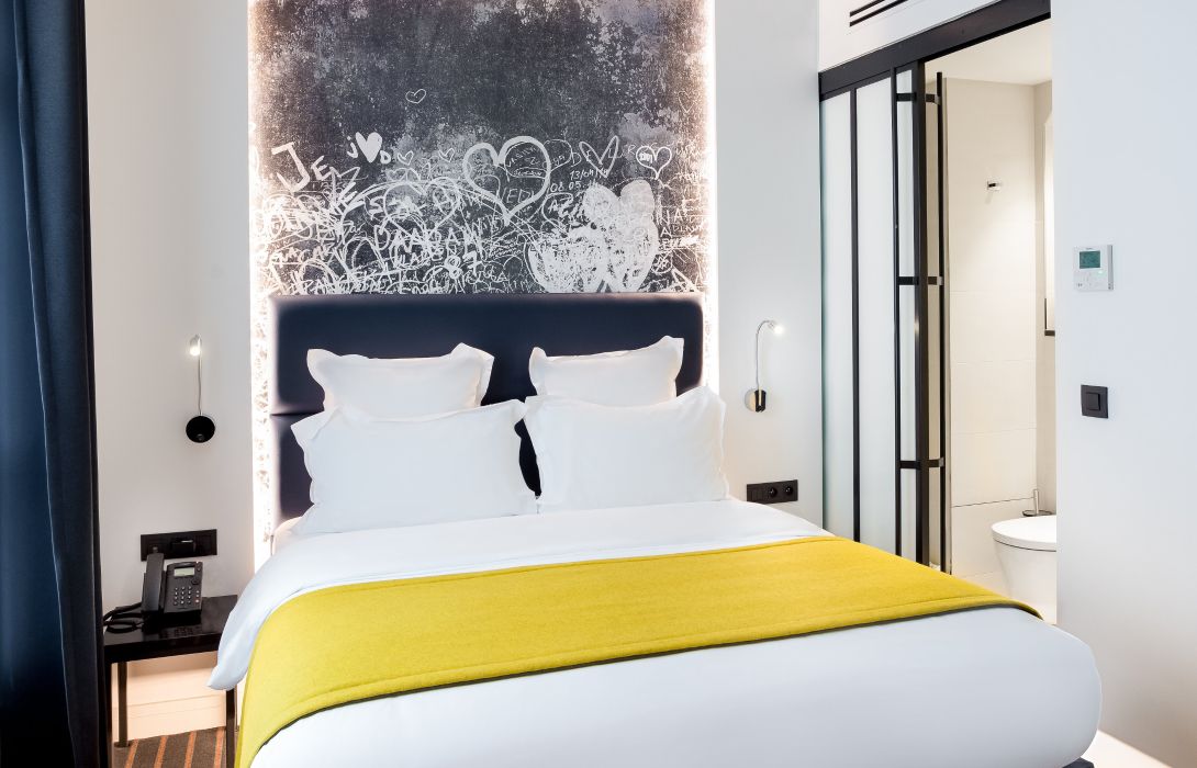 Hotel Scarlett - Paris – Great prices at HOTEL INFO