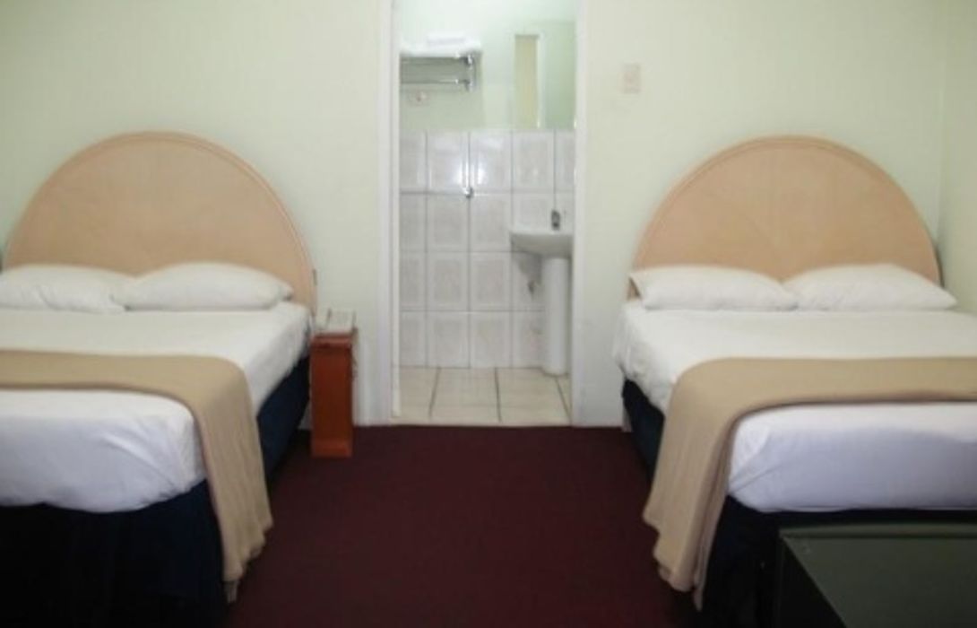 Hotel Airport Suites Saint Helena Great Prices At Hotel Info