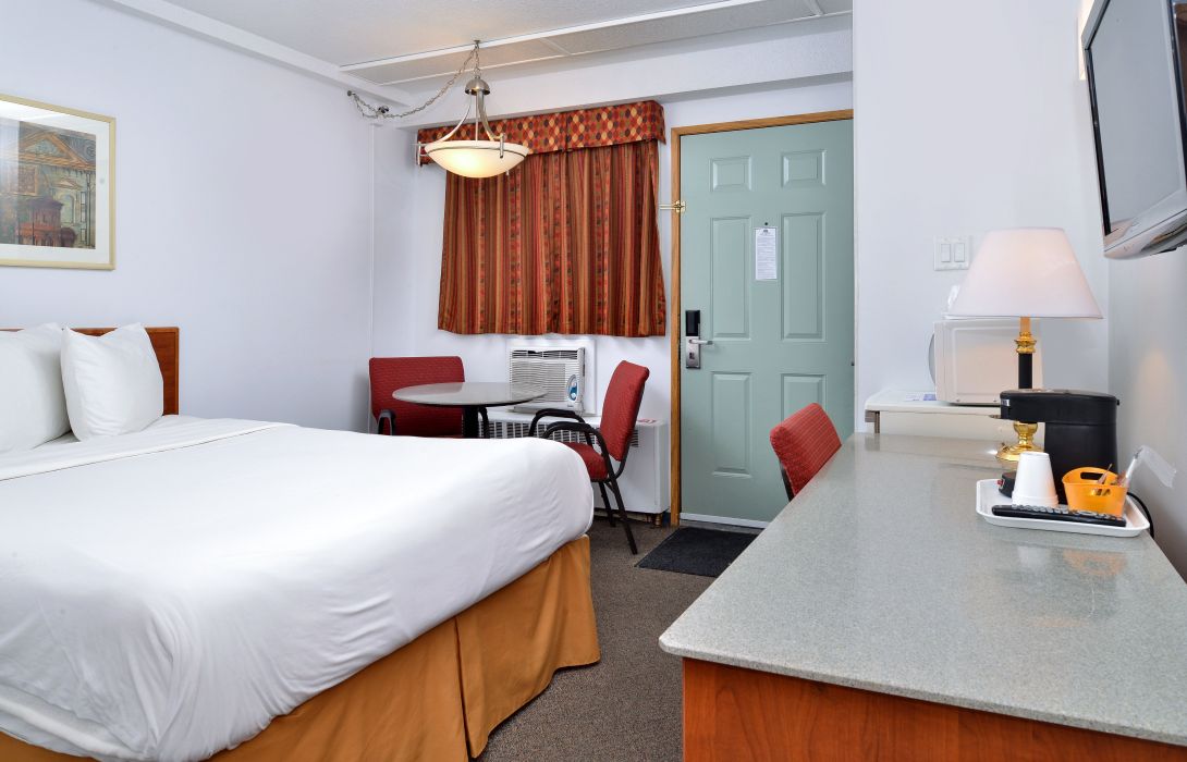 Canadas Best Value Inn V30005 In Lethbridge Hotel De