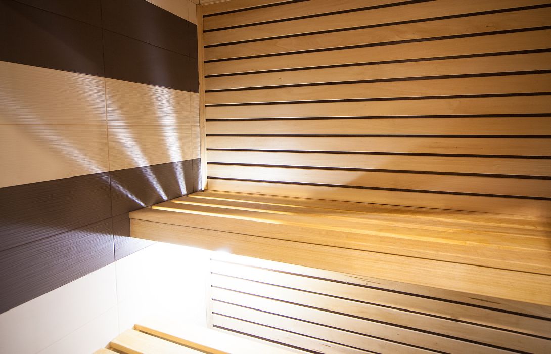 Gogol Hotel In Tomsk Hotel De Suite in e minor, rct 2: hotel de