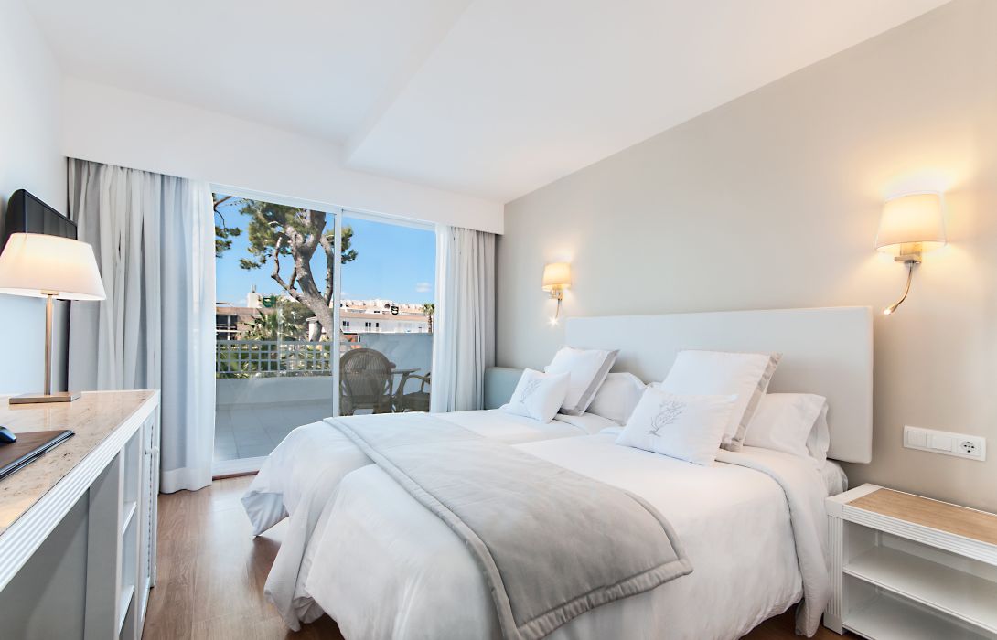 Hotel Playa Esperanza - Muro – Great prices at HOTEL INFO