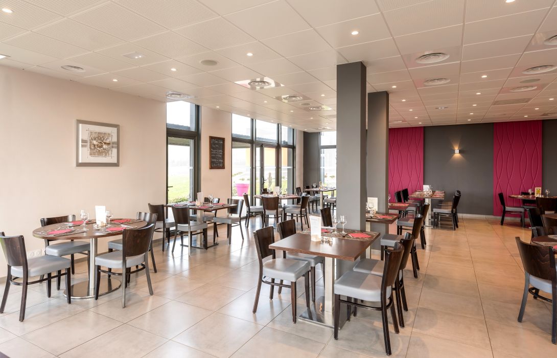 L Horizon Hotel Restaurant In Saint Symphorien Sur Coise Great