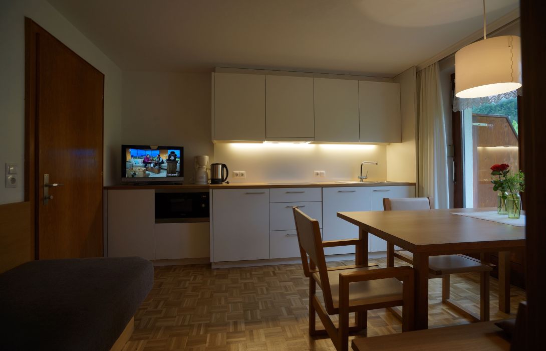 Hotel Gastehaus Meusburger In Bezau Hotel De