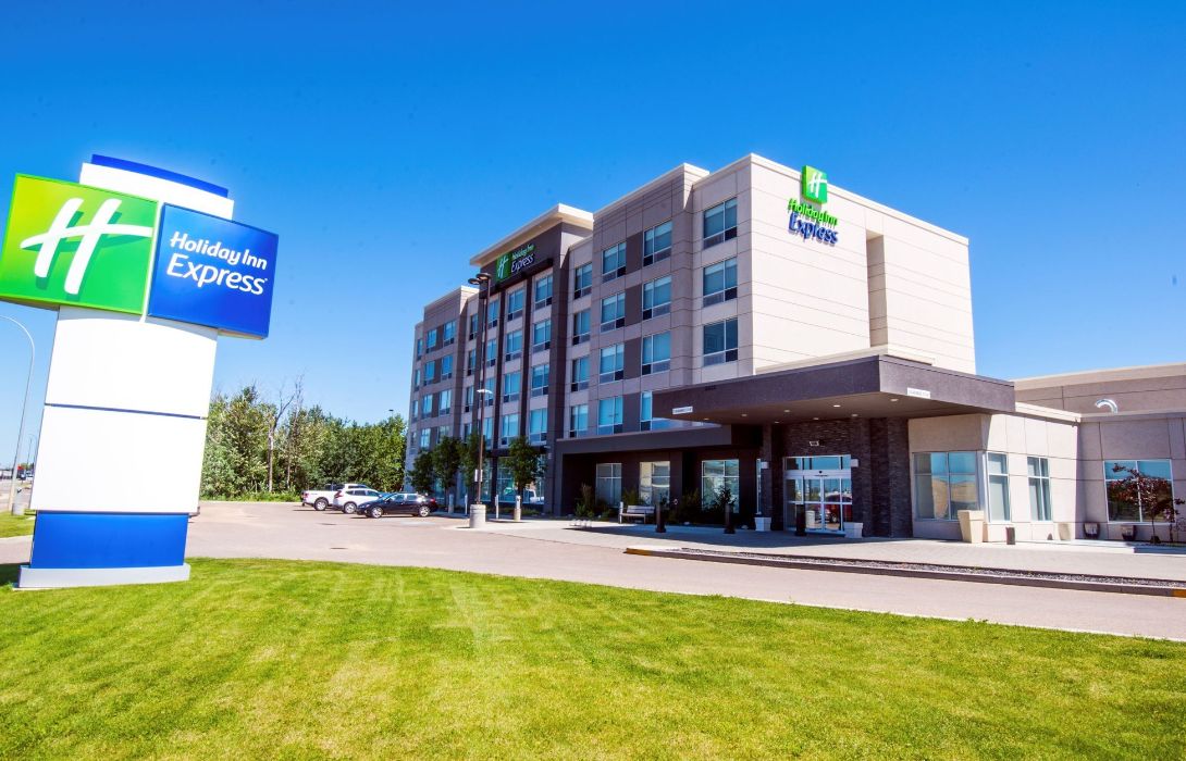 Holiday Inn Express Red Deer North Great Prices At Hotel Info