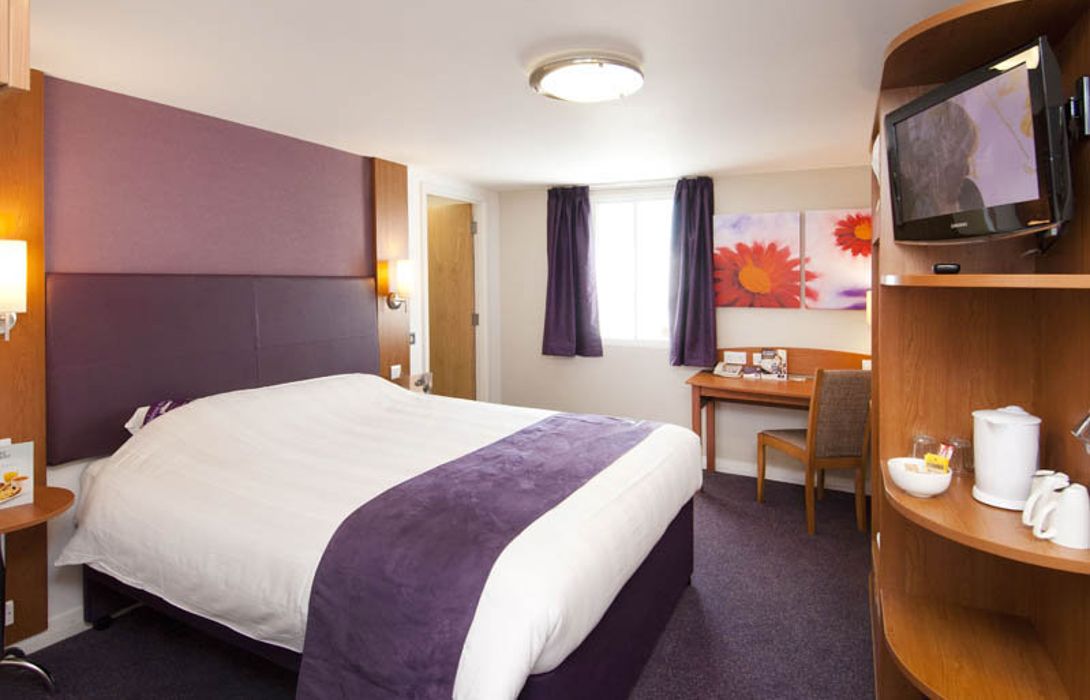 Premier Inn Chester Central North In Cheshire West And