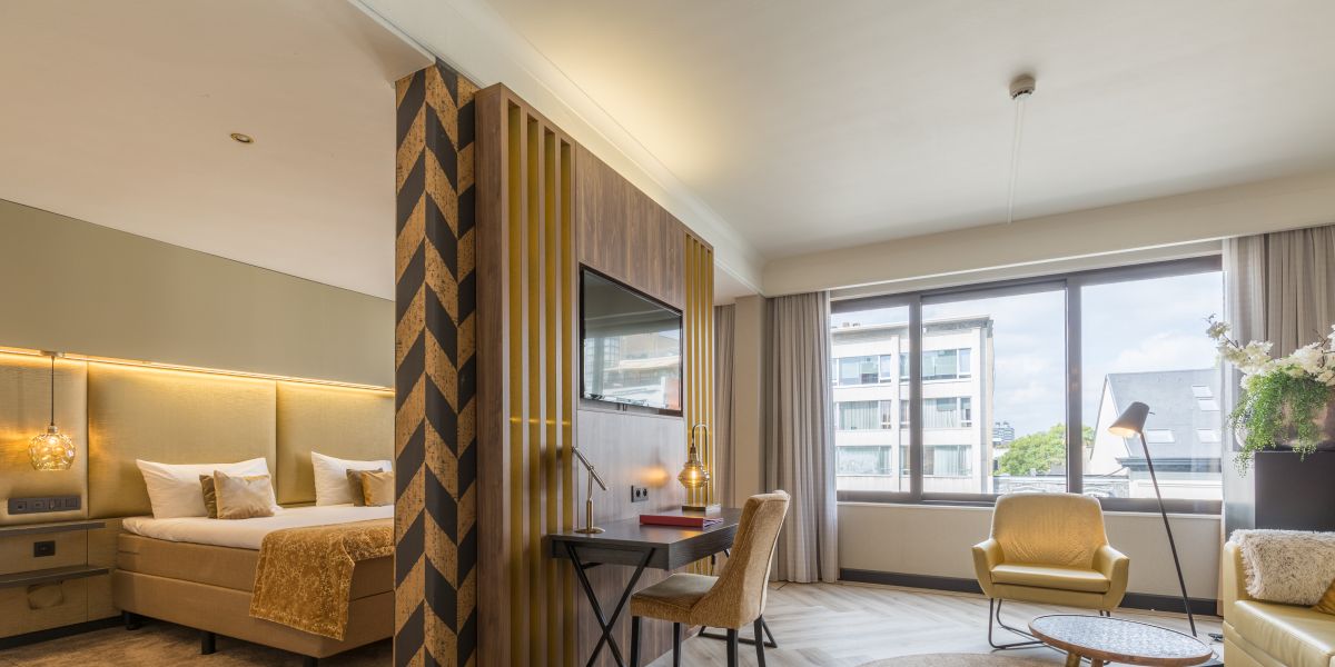 The Plaza Hotel (Brand New Rooms) (Antwerpen)