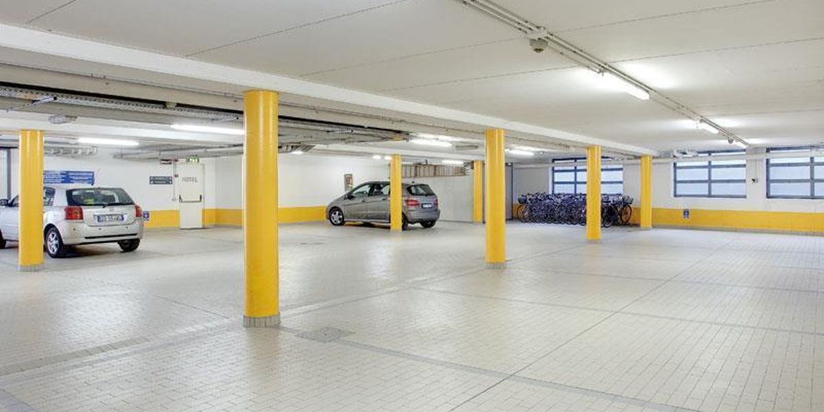 Hotel Ovest (Piacenza)