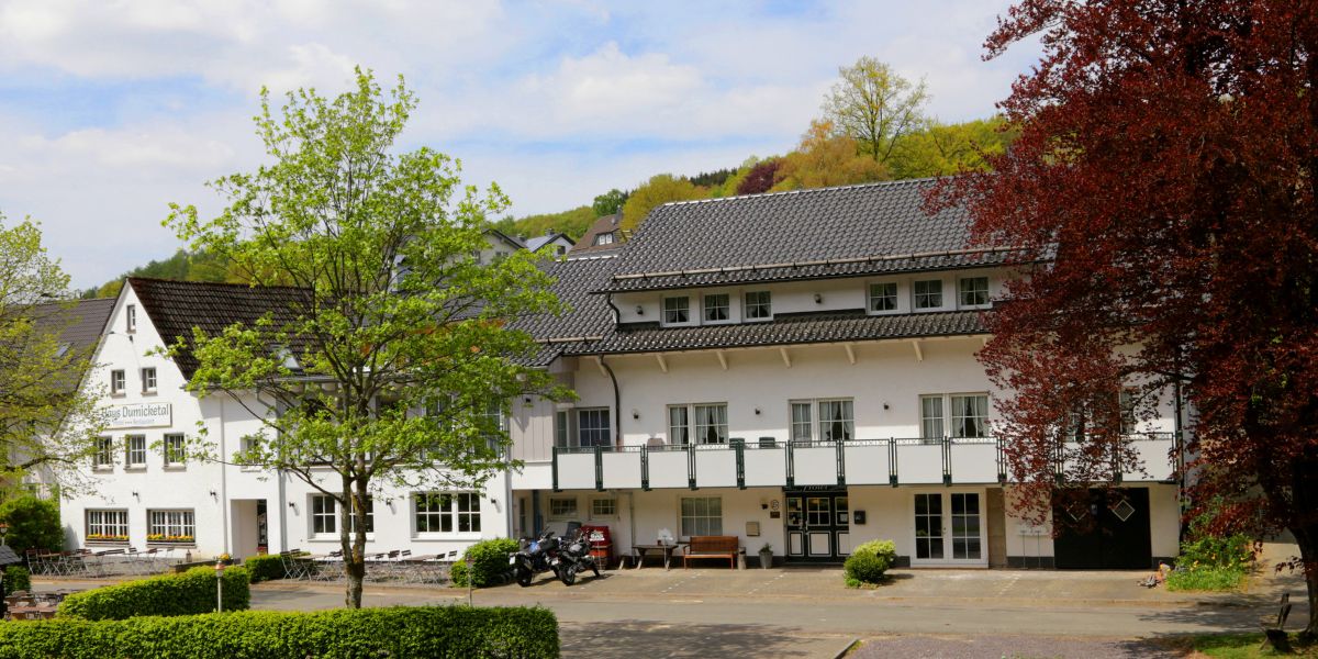 Haus Dumicketal Landhotel (Drolshagen)