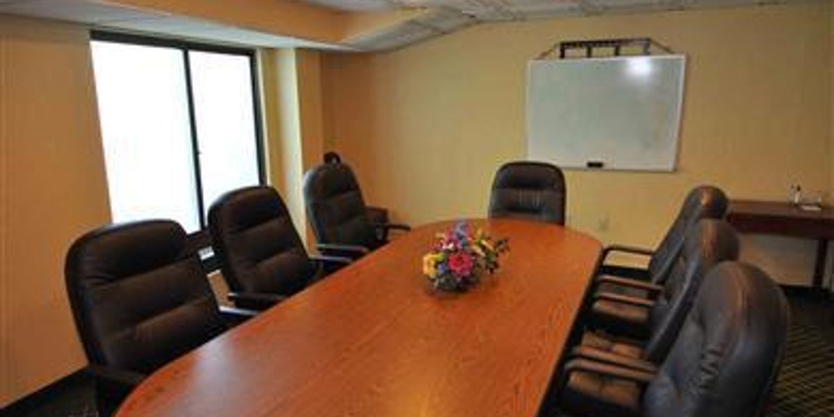 FIRESIDE INN AND SUITES (Nashua)