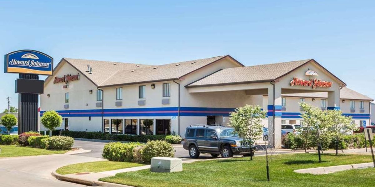 HOWARD JOHNSON WICHITA AIRPORT (Wichita)