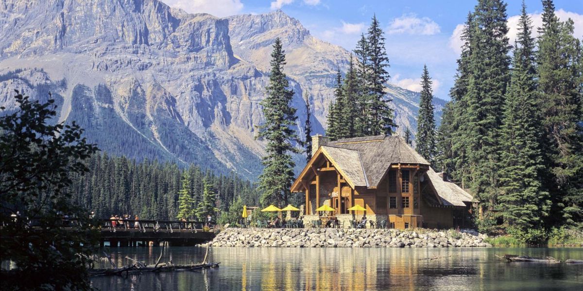 Emerald Lake Lodge (Golden)