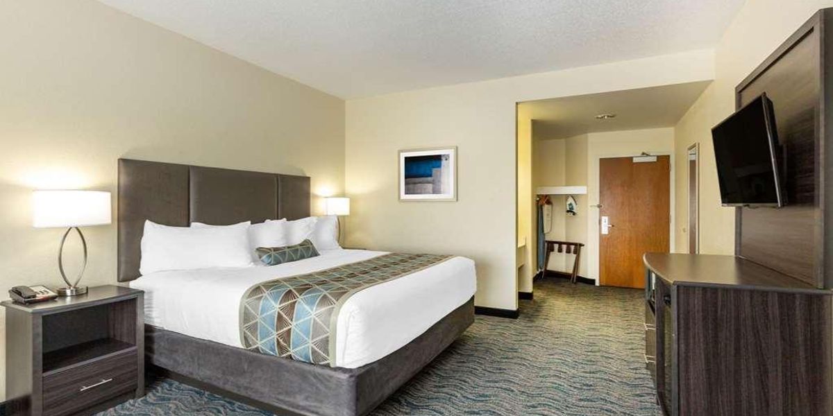 Hotel BAYMONT DES MOINES AIRPORT (Des Moines)