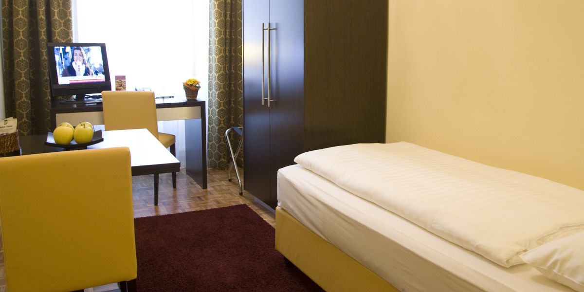 Hotel Appartements in der Josefstadt - Vienna - Great prices at HOTEL INFO