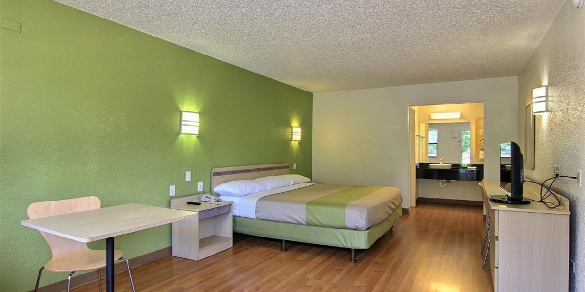 MOTEL 6 AUSTIN CENTRAL-S UNIV OF TX (Austin)