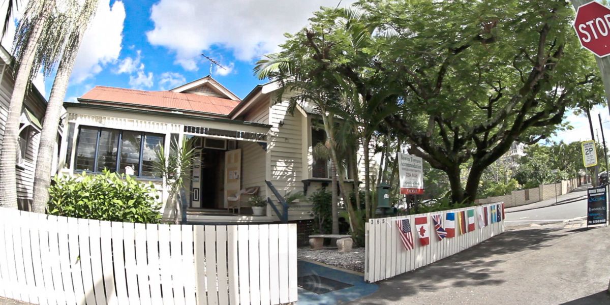 Bowen Terrace Accommodation Brisbane