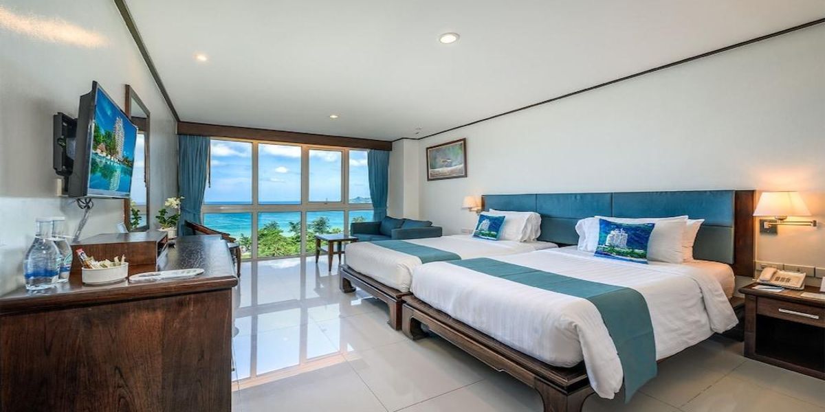 Andaman Beach Suites Hotel (Phuket Stadt)