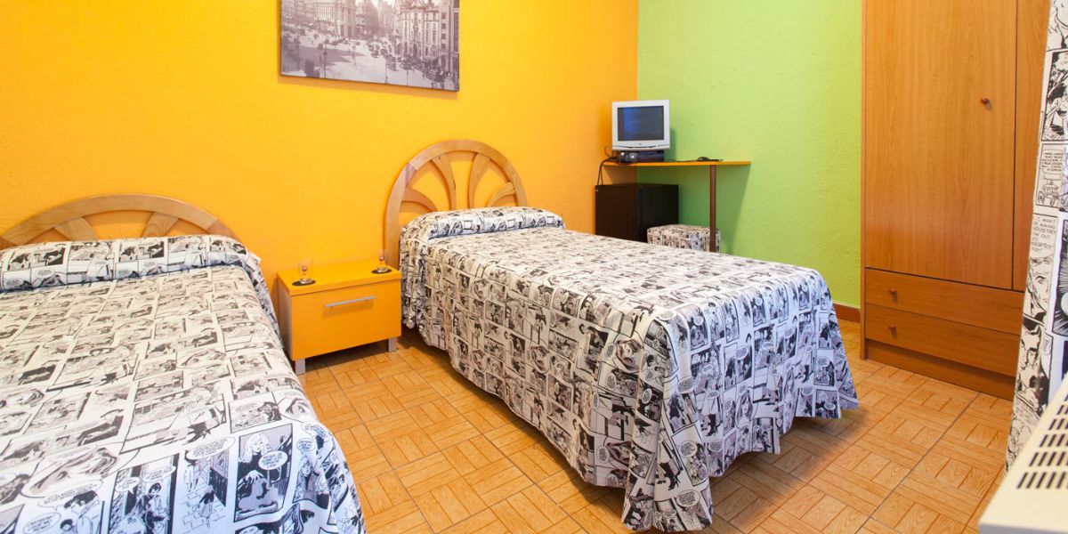 Hostal 12 Rooms (Madrid)
