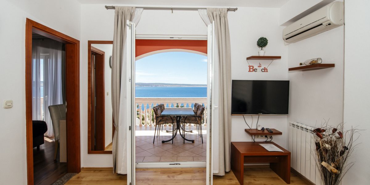 Apartments Amari (Starigrad)