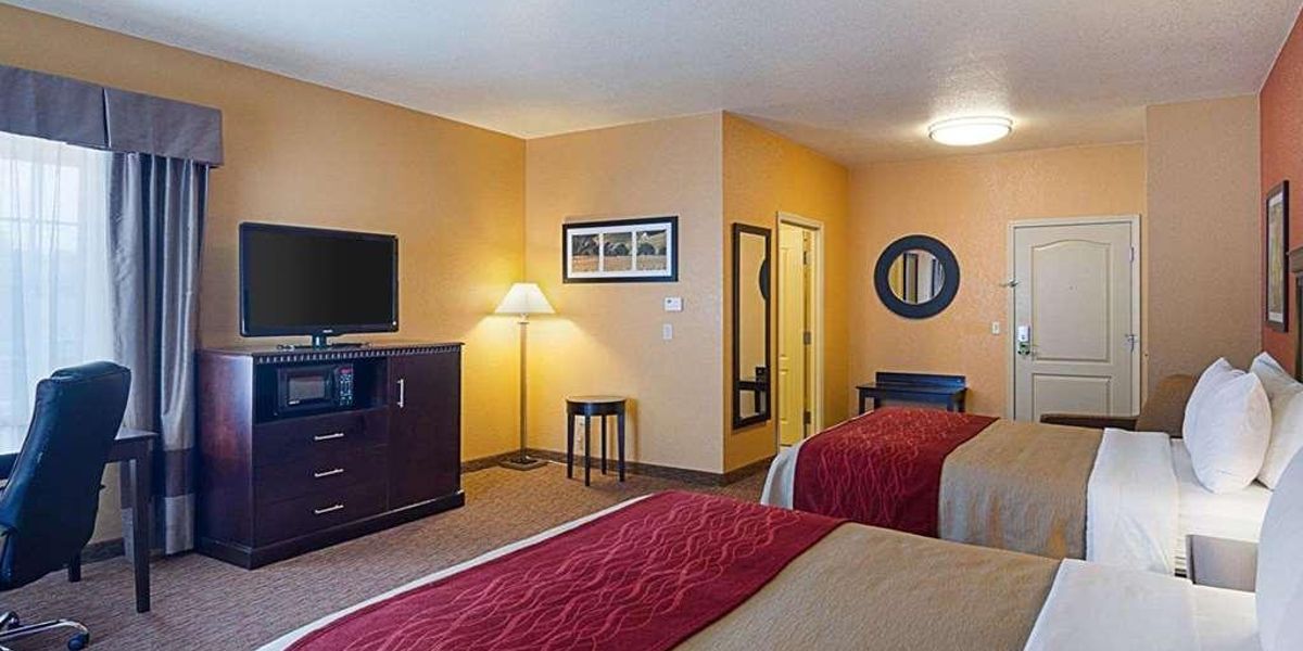 Comfort Inn & Suites Orange - Montpelier
