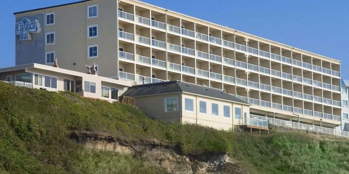 Hotel an Ascend H Elizabeth Oceanfront Suites (Newport)