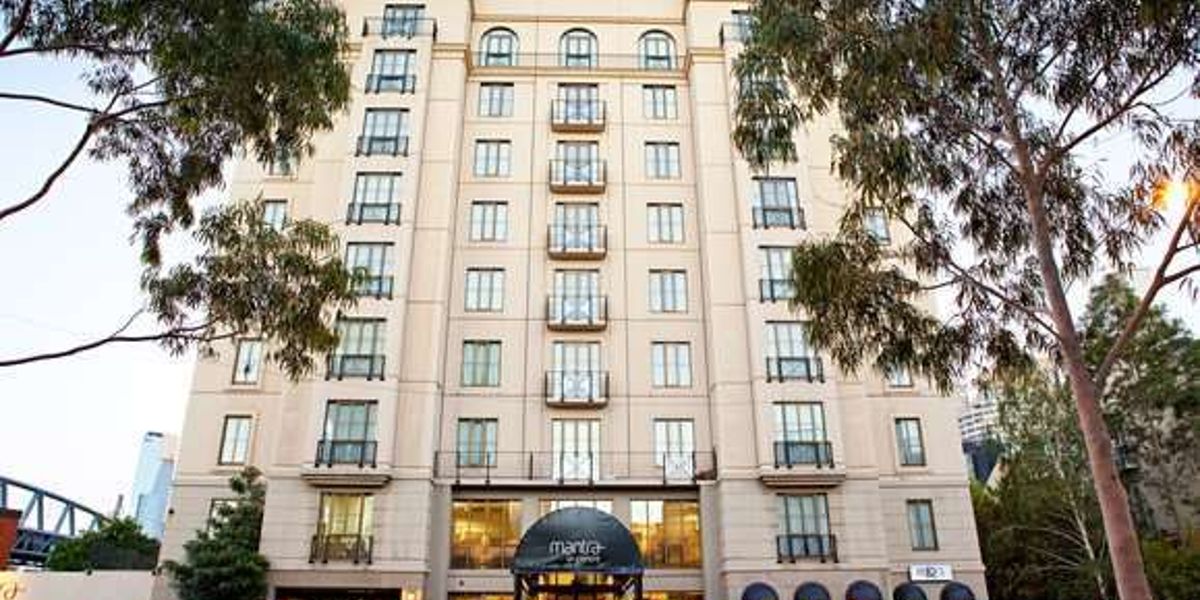 Hotel MANTRA ON JOLIMONT Melbourne Great prices at HOTEL INFO