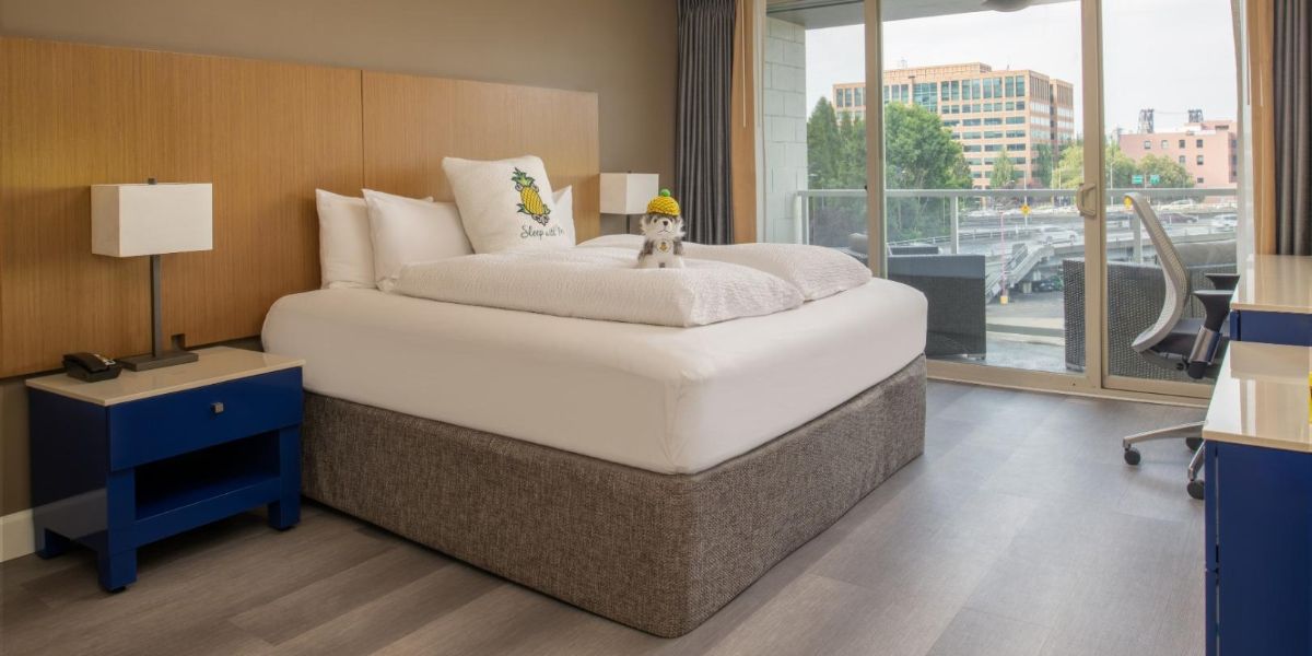 Staypineapple Hotel Rose Portland Great prices at HOTEL INFO