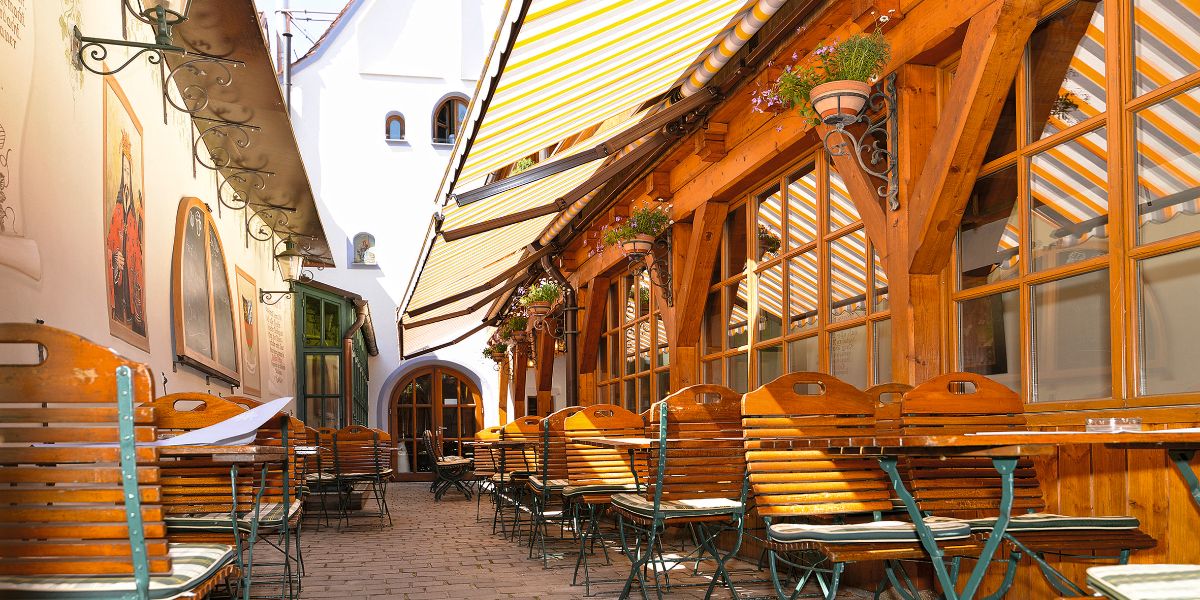 Restaurant In Weiden In Der Oberpfalz Bräuwirt Altstadt Hotel - Weiden in der Oberpfalz - HOTEL INFO