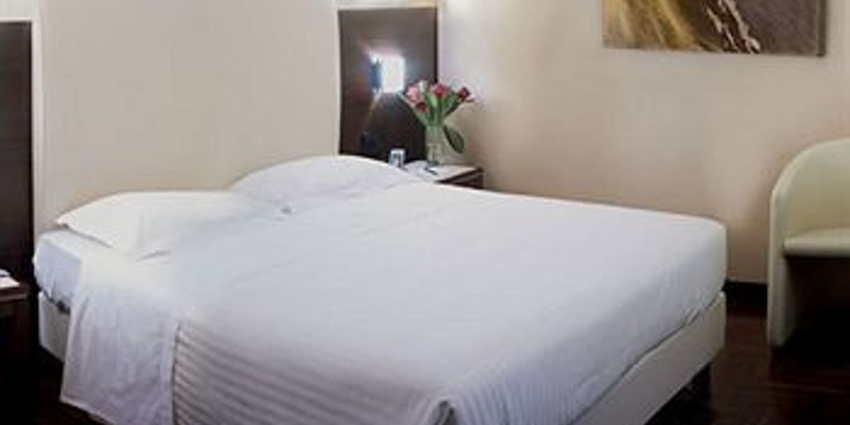 Hotel Habitat in Giussano HOTEL DE