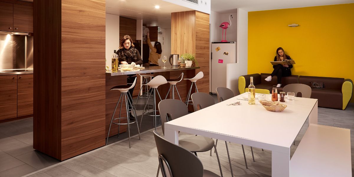 The Social Hub Paris la Défense Puteaux HOTEL INFO