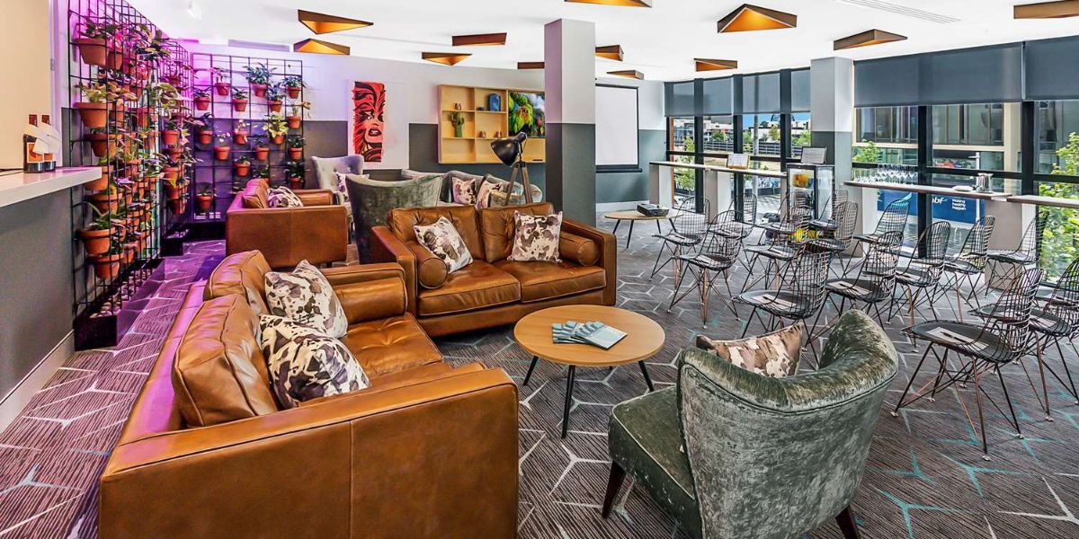 Peppers Kings Square Hotel Perth Great prices at HOTEL INFO