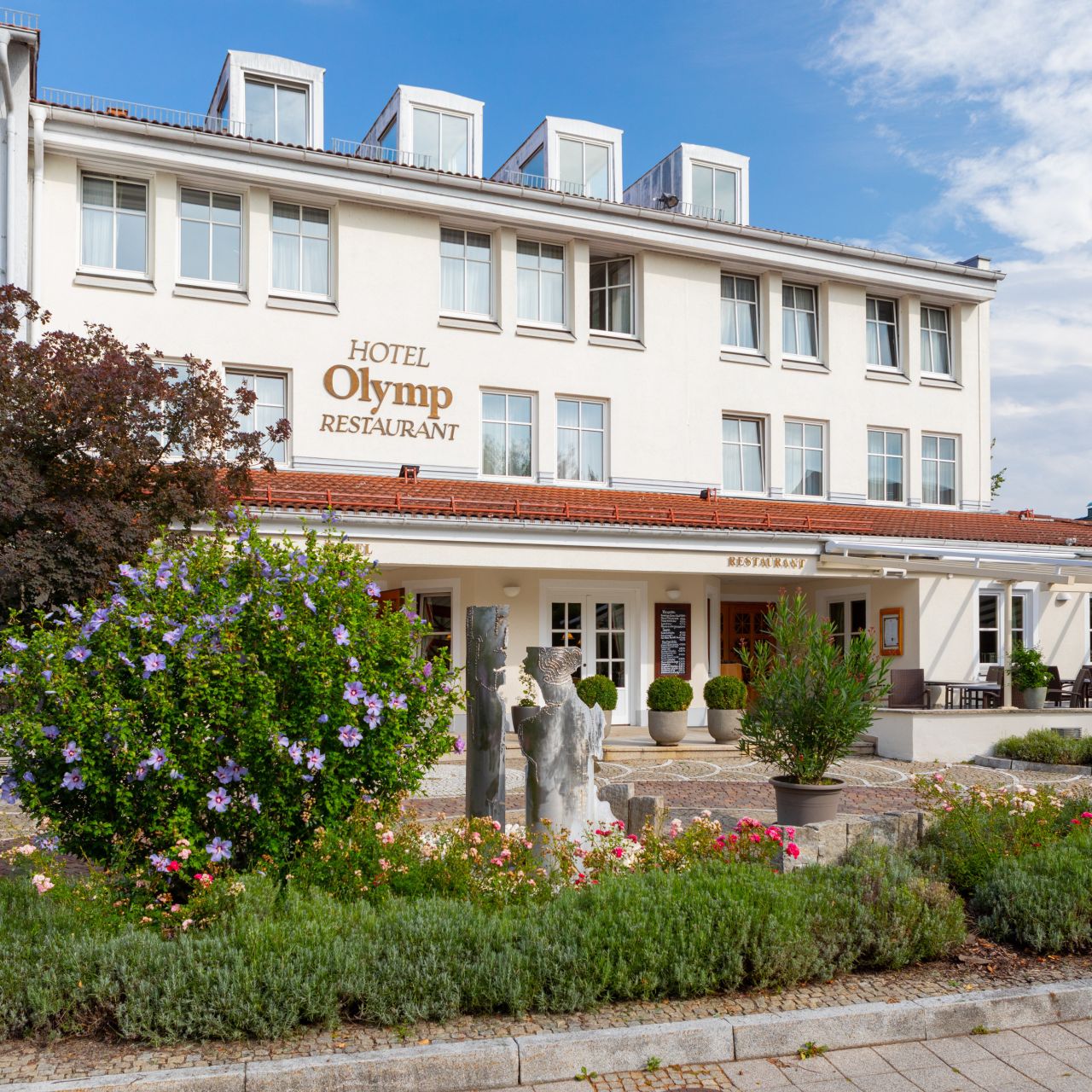 Golden Tulip Hotel Olymp - Eching - Great prices at HOTEL INFO