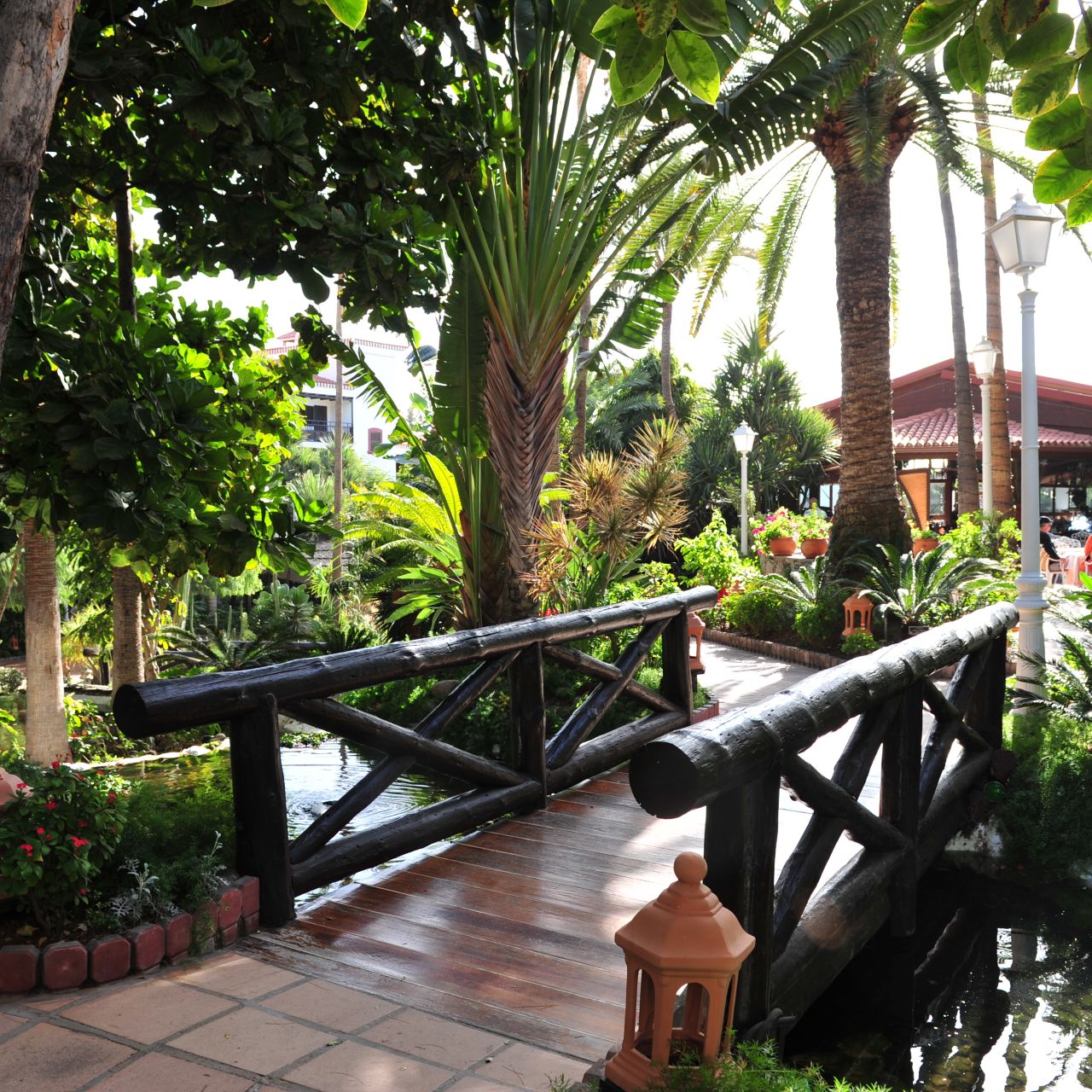 Hotel Parque Tropical en Gran Canaria - HOTEL INFO