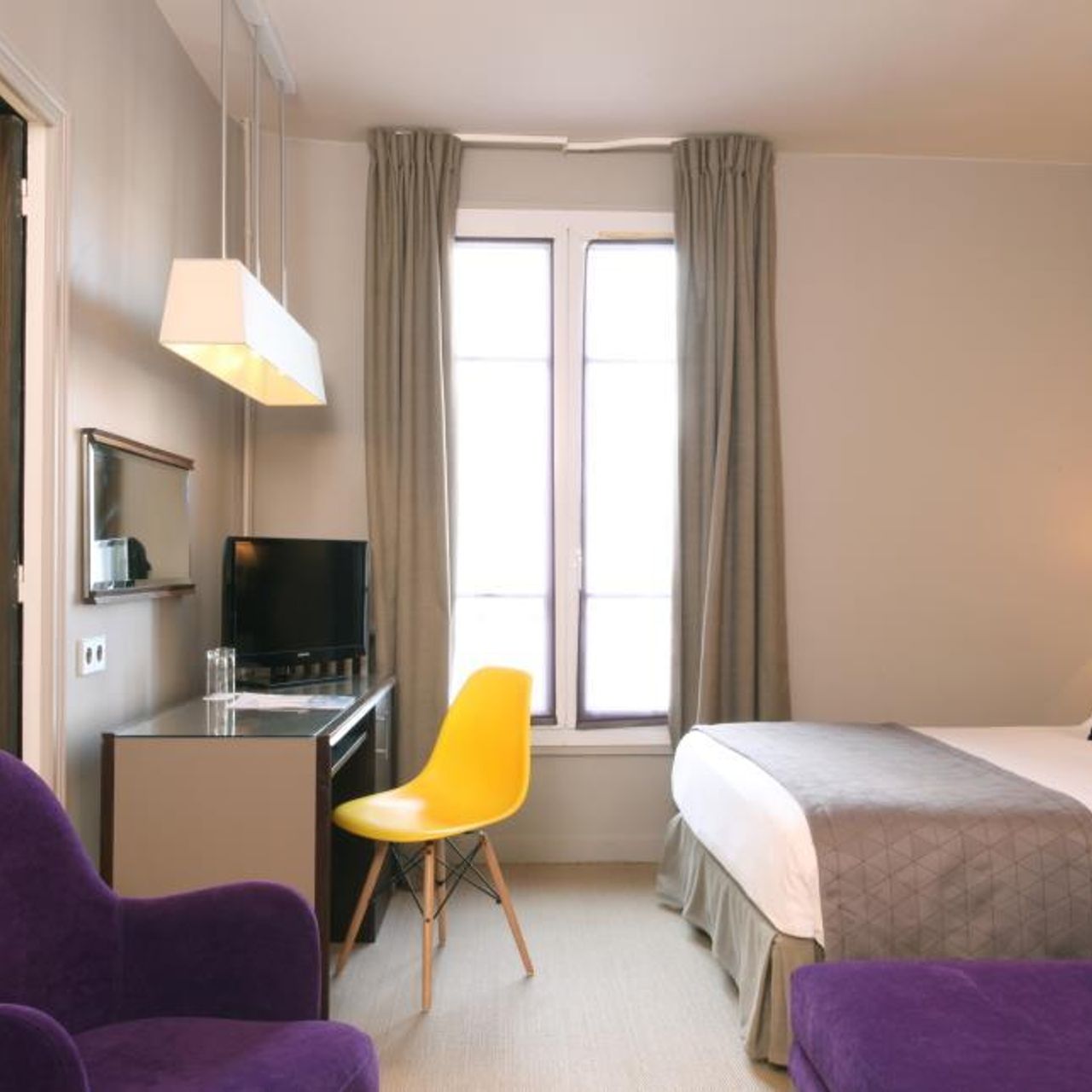 Little Palace Hotel - Paris - Great prices at HOTEL INFO
