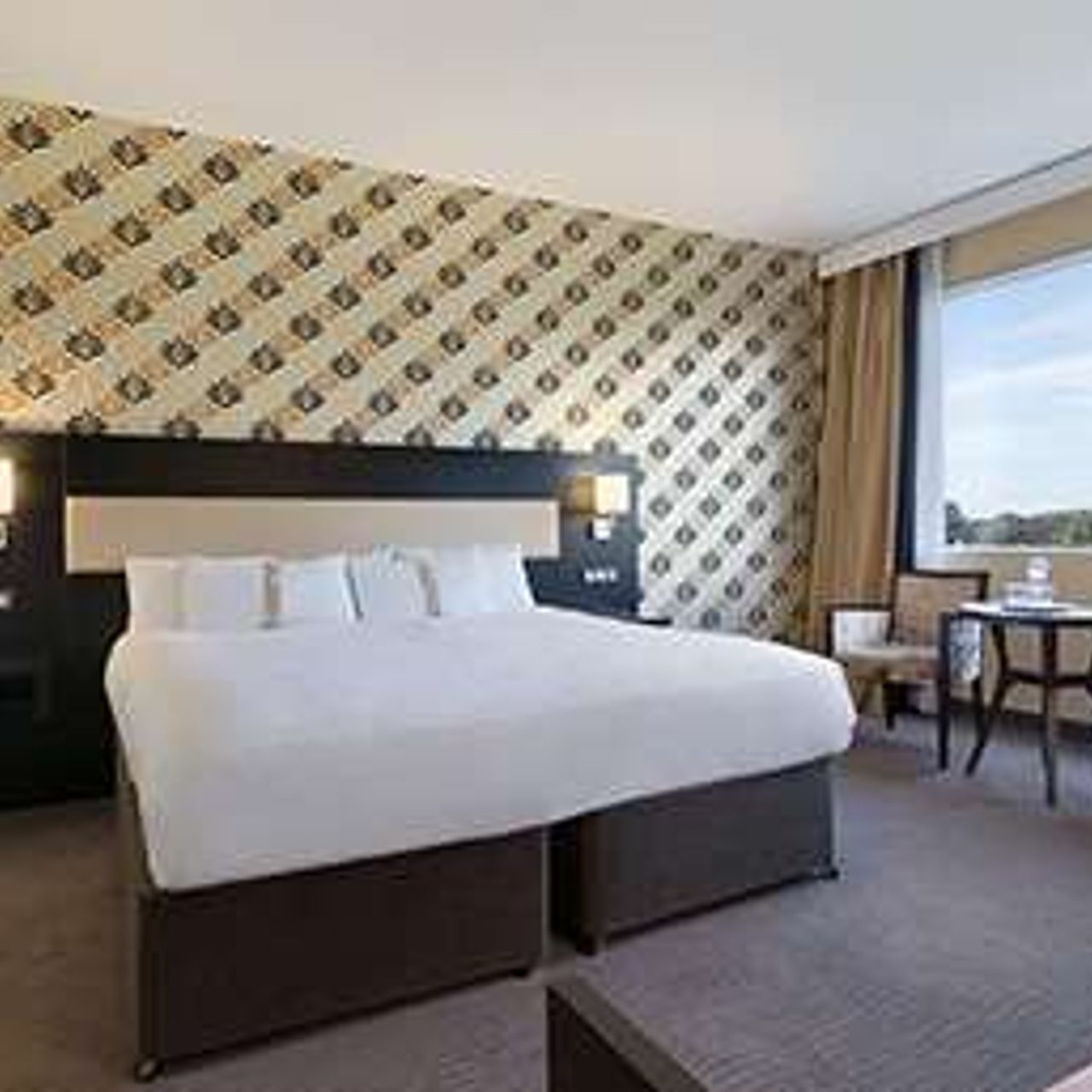 Hotel Ramada Plaza Antwerp - HOTEL INFO