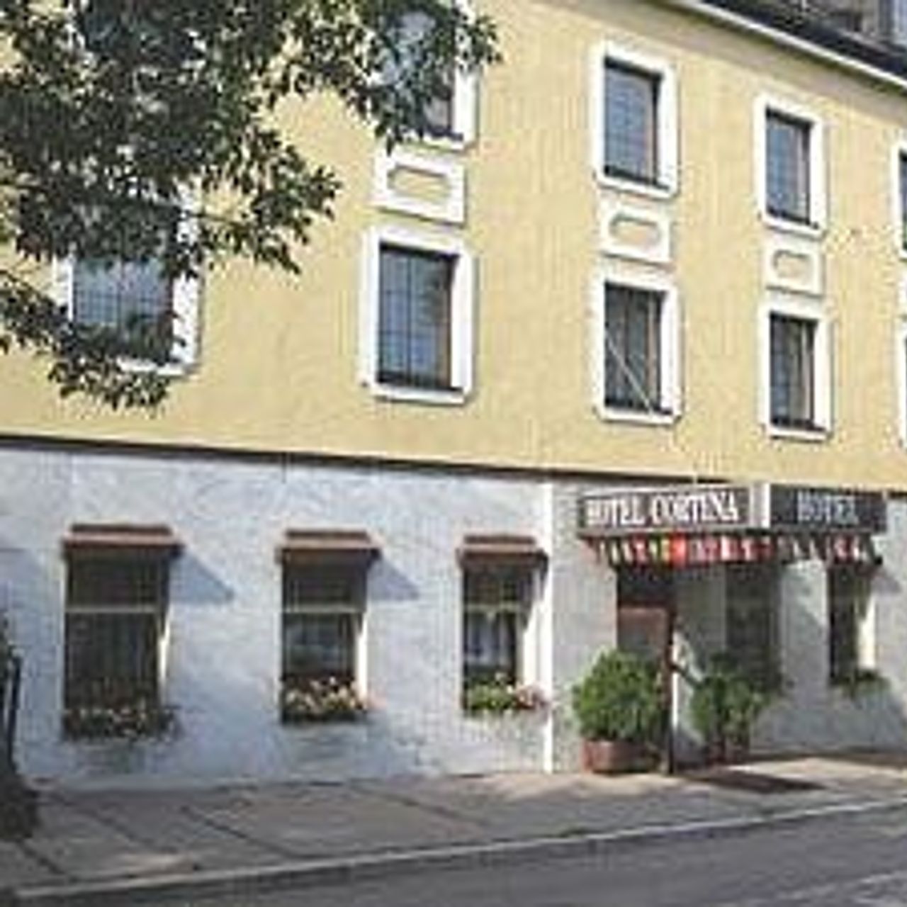 Hotel Cortina - Vienna - Great prices at HOTEL INFO