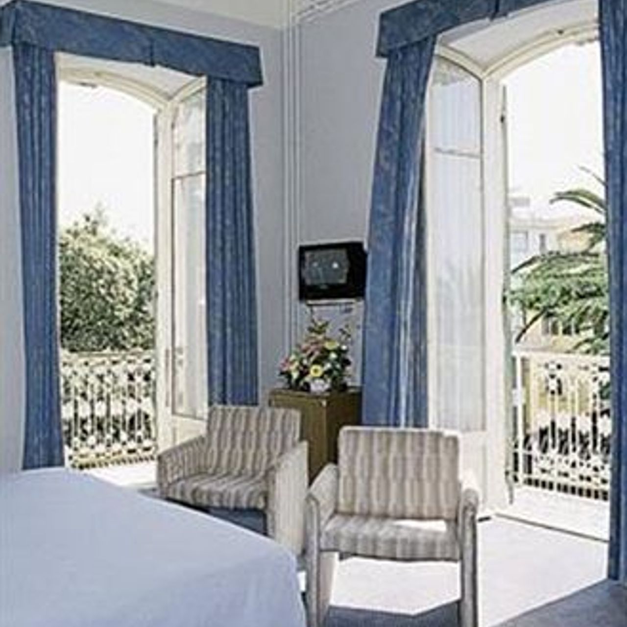 Hotel Eden - Sanremo - Great prices at HOTEL INFO