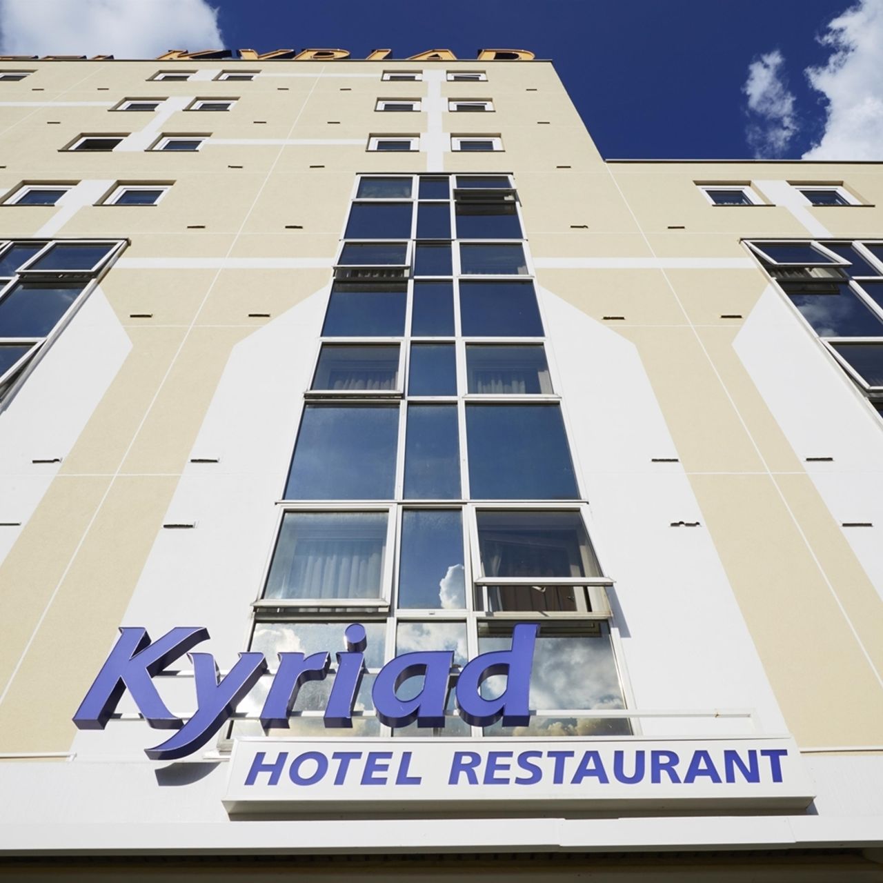 Comfort Paris Porte d'Ivry (ex Kyriad) - Ivry-sur-Seine - Great prices at  HOTEL INFO