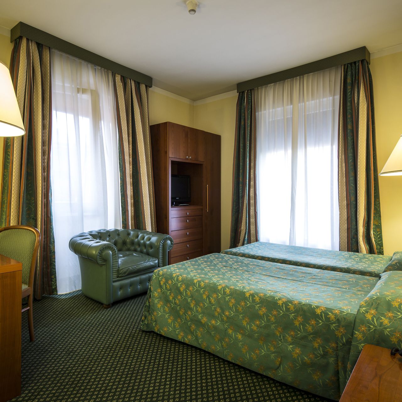 Nuovo Hotel del Porto - Bologna - Great prices at HOTEL INFO