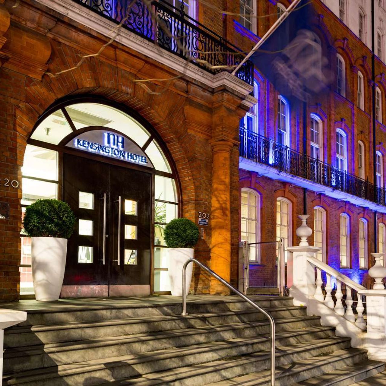 Hotel NH London Kensington - Great prices at HOTEL INFO