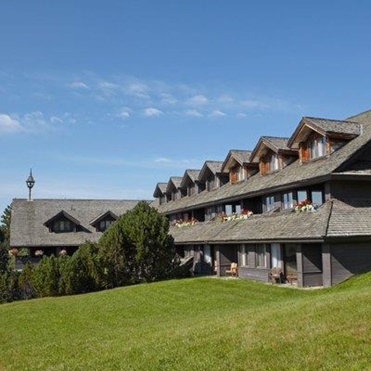 Hotel Trapp Family Lodge - Stowe - Great Prices At Hotel Info