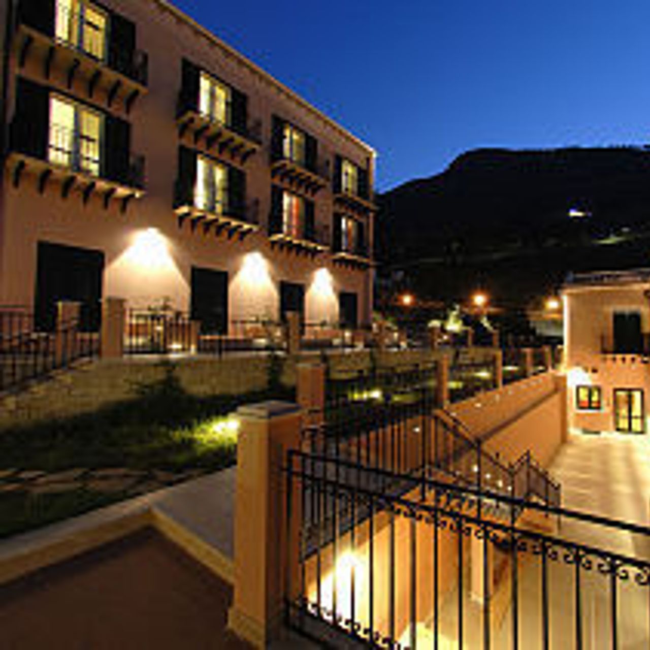 Cerri hotel - Castellammare del Golfo - HOTEL INFO