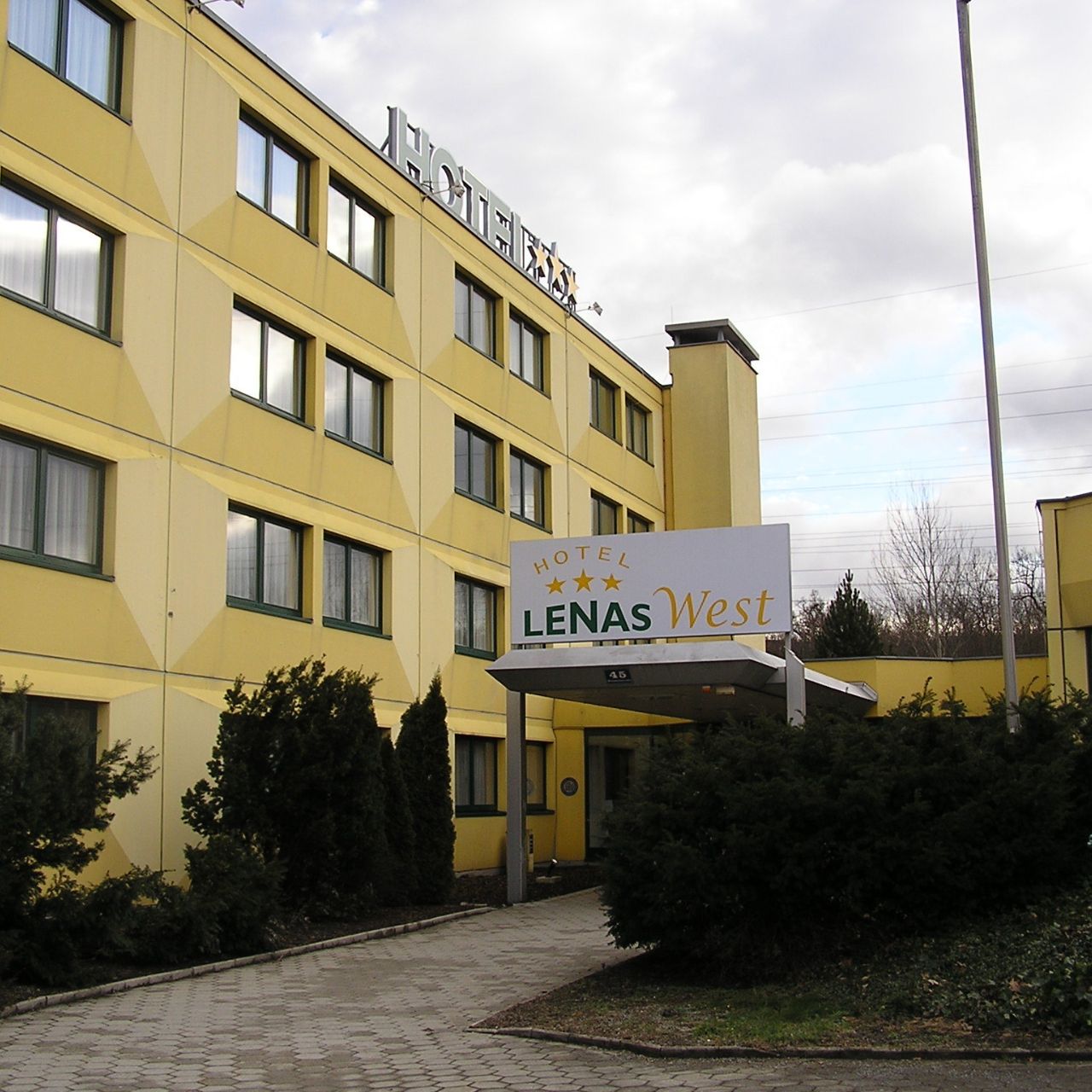 Hotel Lenas West - Vienna - Great prices at HOTEL INFO