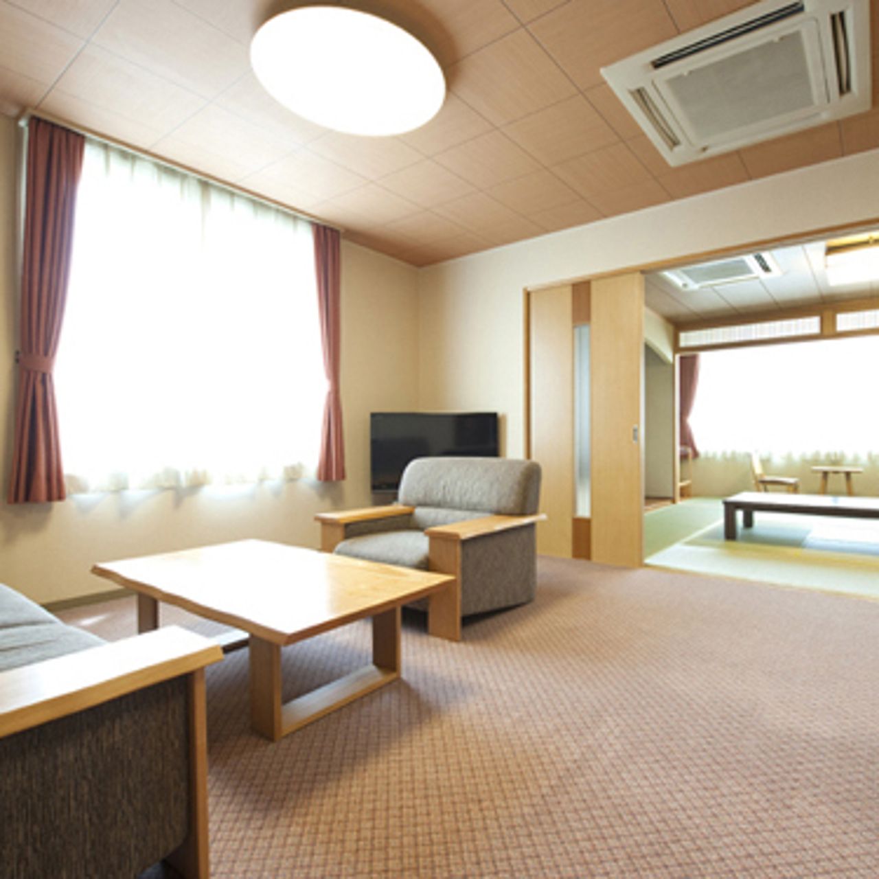 Hotel (RYOKAN) Tokachigawa Onsen Kangetsuen en Makubetsu-cho - HOTEL INFO