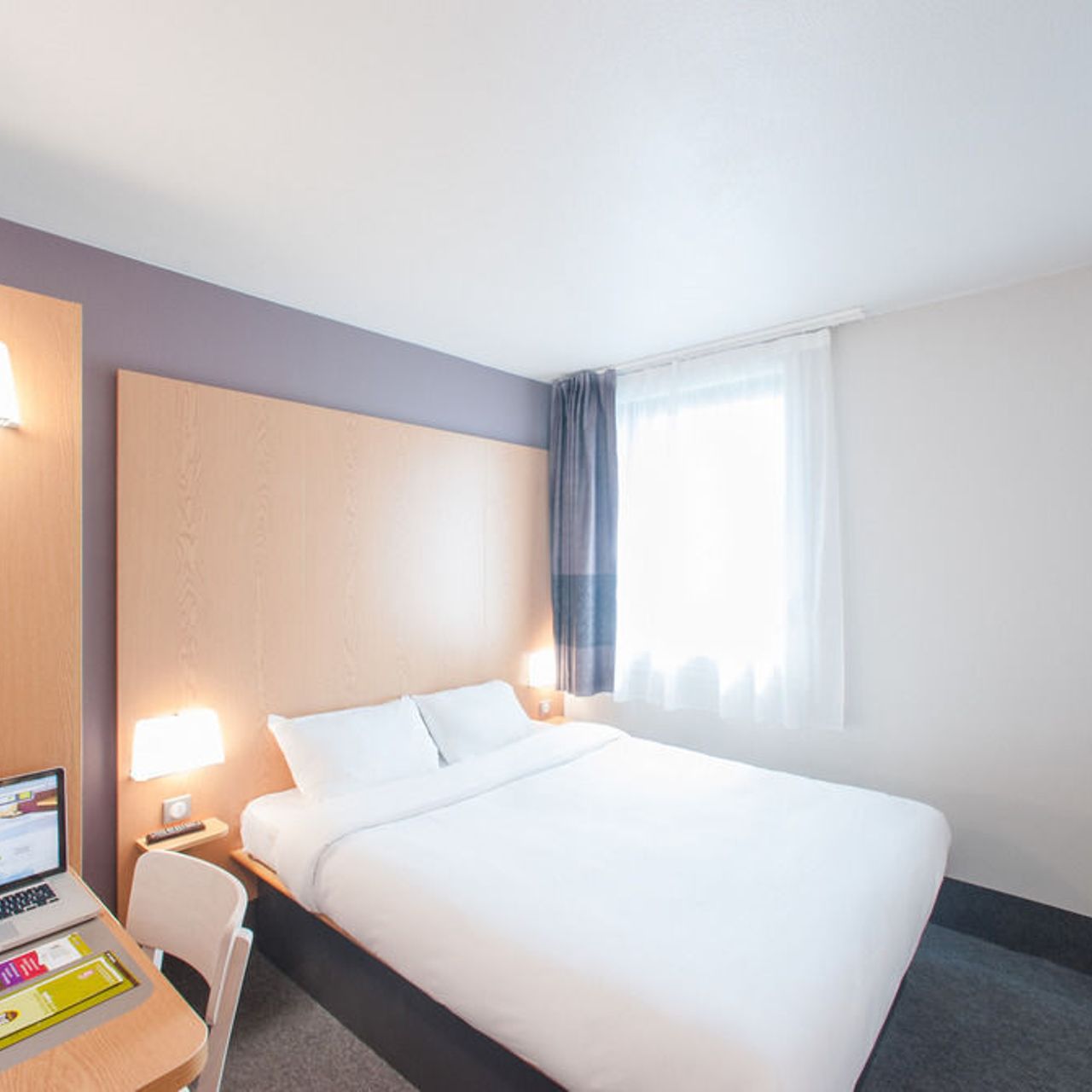Hotel B-B PARIS PORTE DES LILAS - Paris - Great prices at HOTEL INFO